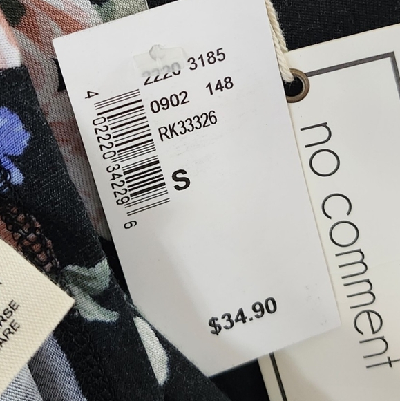 No Commitment cold shoulder top size S - Picture 6 of 6